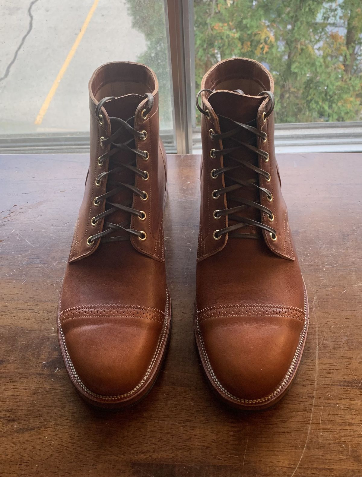 Photo by patinathunderdome on September 30, 2021 of the Viberg Service Boot in Horween Burned Oak Dublin.
