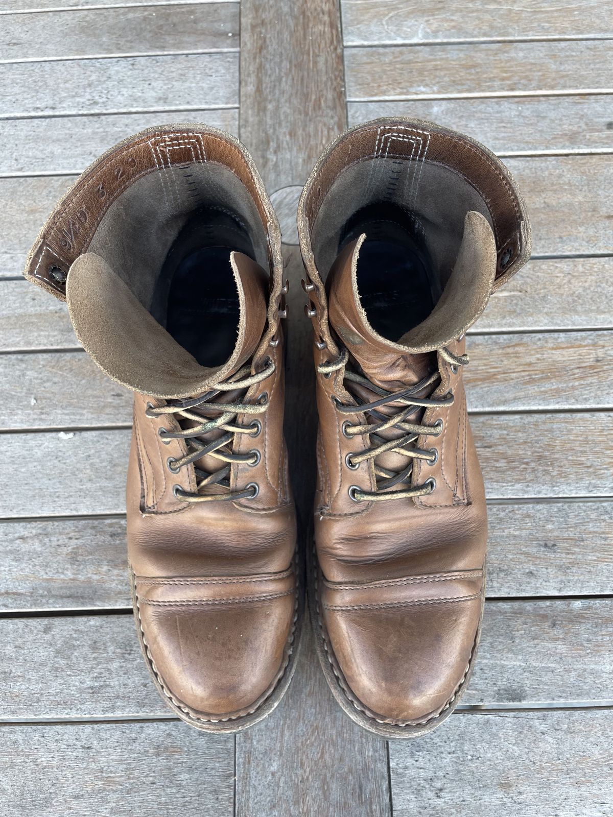 Photo by patinathunderdome on November 3, 2021 of the White's MP-Sherman Toe Cap in Horween Natural Chromexcel.