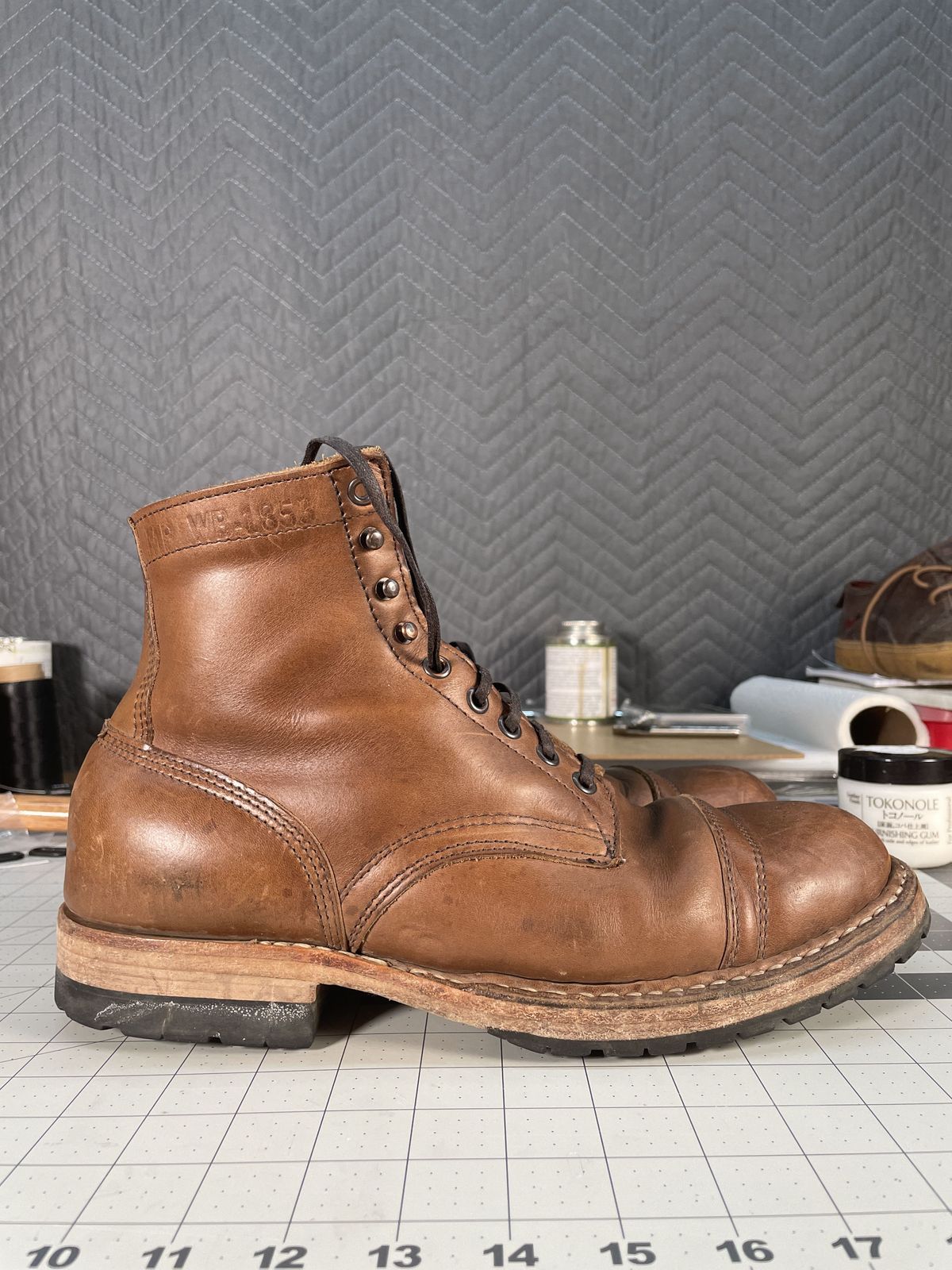 Photo by patinathunderdome on February 5, 2022 of the White's MP-Sherman Toe Cap in Horween Natural Chromexcel.