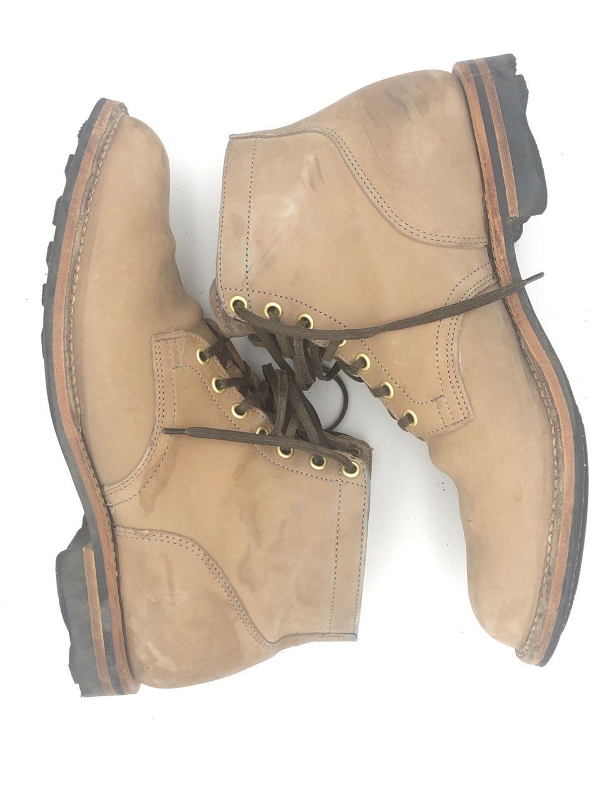 Photo by patinathunderdome on December 2, 2021 of the Viberg Service Boot in Maryam Light Grey Horsebutt.