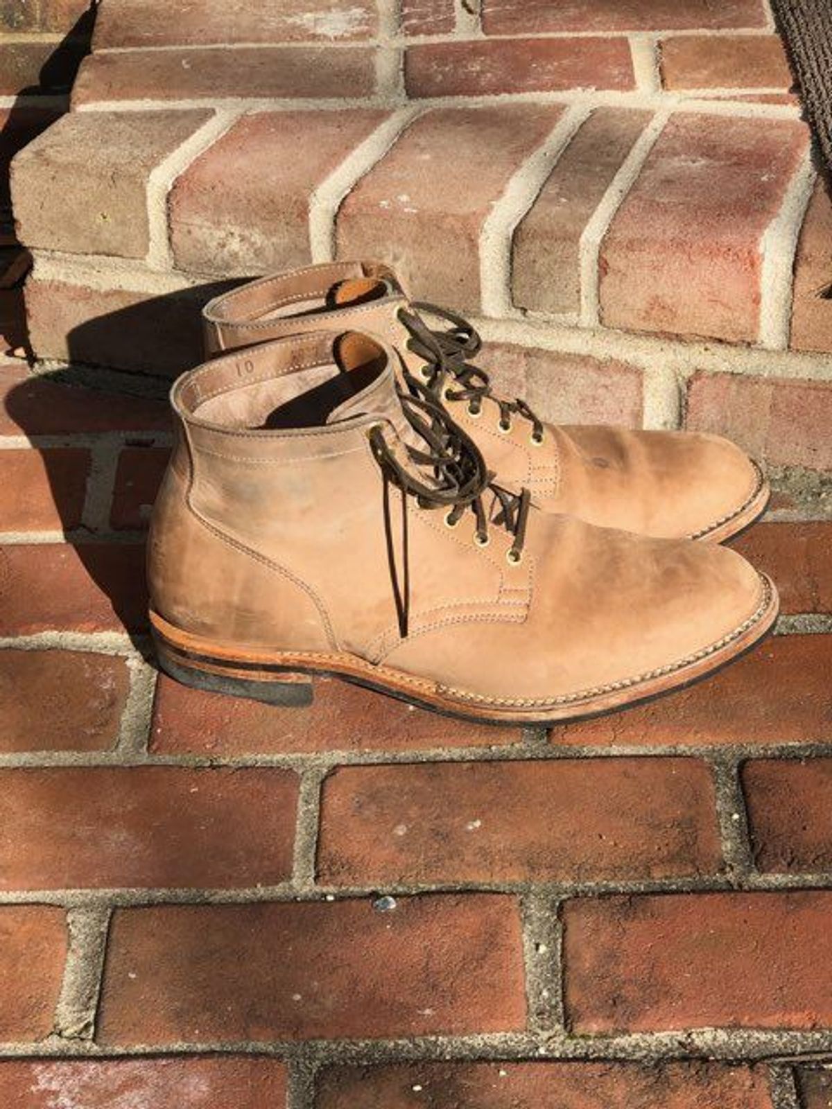 Photo by patinathunderdome on March 1, 2022 of the Viberg Service Boot in Maryam Light Grey Horsebutt.