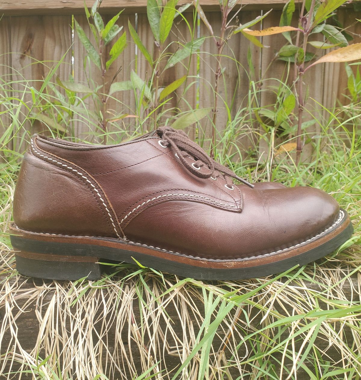 Photo by patinathunderdome on December 5, 2021 of the The Flat Head Oxford Shoe in Brown Teacore Horsebutt.