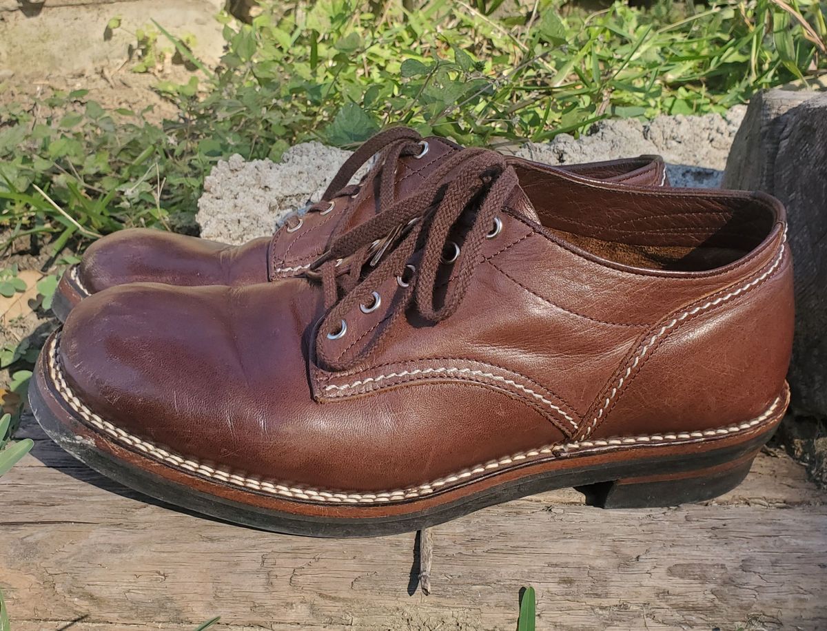 Photo by patinathunderdome on January 5, 2022 of the The Flat Head Oxford Shoe in Brown Teacore Horsebutt.