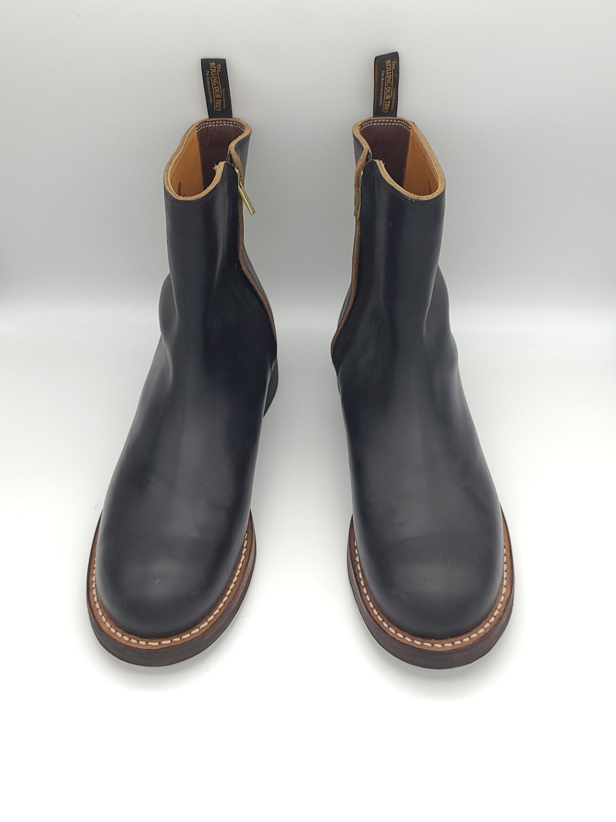 Photo by patinathunderdome on November 5, 2021 of the Rolling Dub Trio Casper Boot in Horween Black Chromexcel.