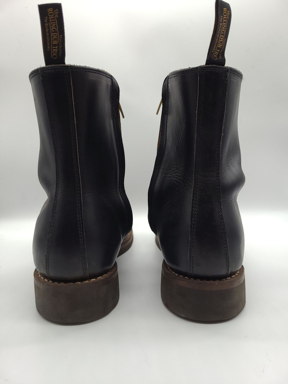 Photo by patinathunderdome on December 6, 2021 of the Rolling Dub Trio Casper Boot in Horween Black Chromexcel.