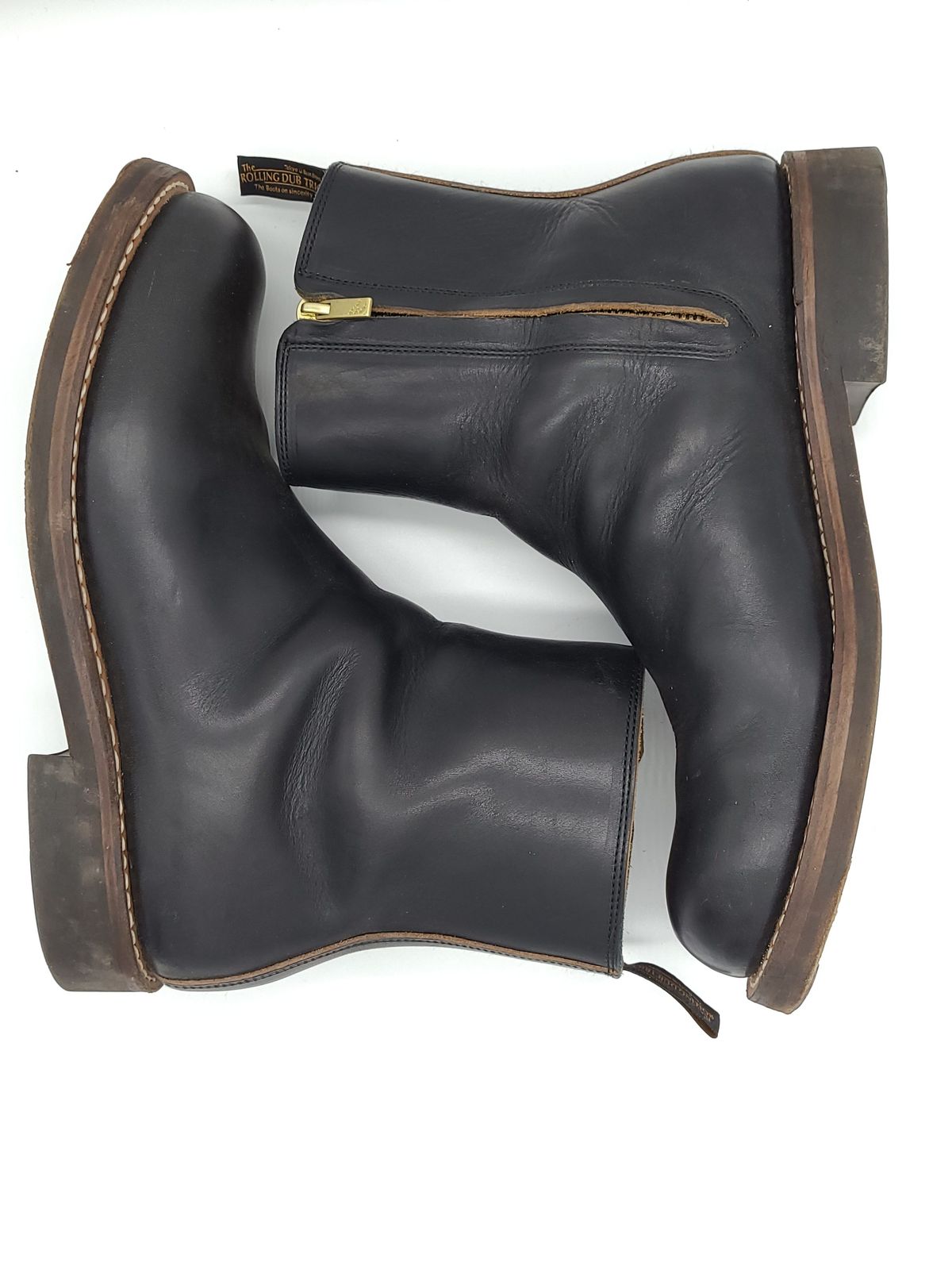 Photo by patinathunderdome on December 6, 2021 of the Rolling Dub Trio Casper Boot in Horween Black Chromexcel.