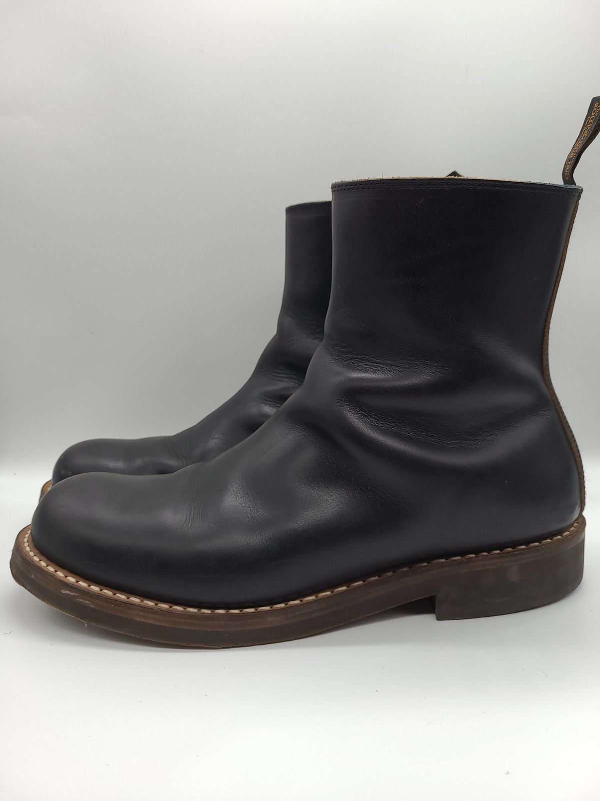 Photo by patinathunderdome on January 6, 2022 of the Rolling Dub Trio Casper Boot in Horween Black Chromexcel.