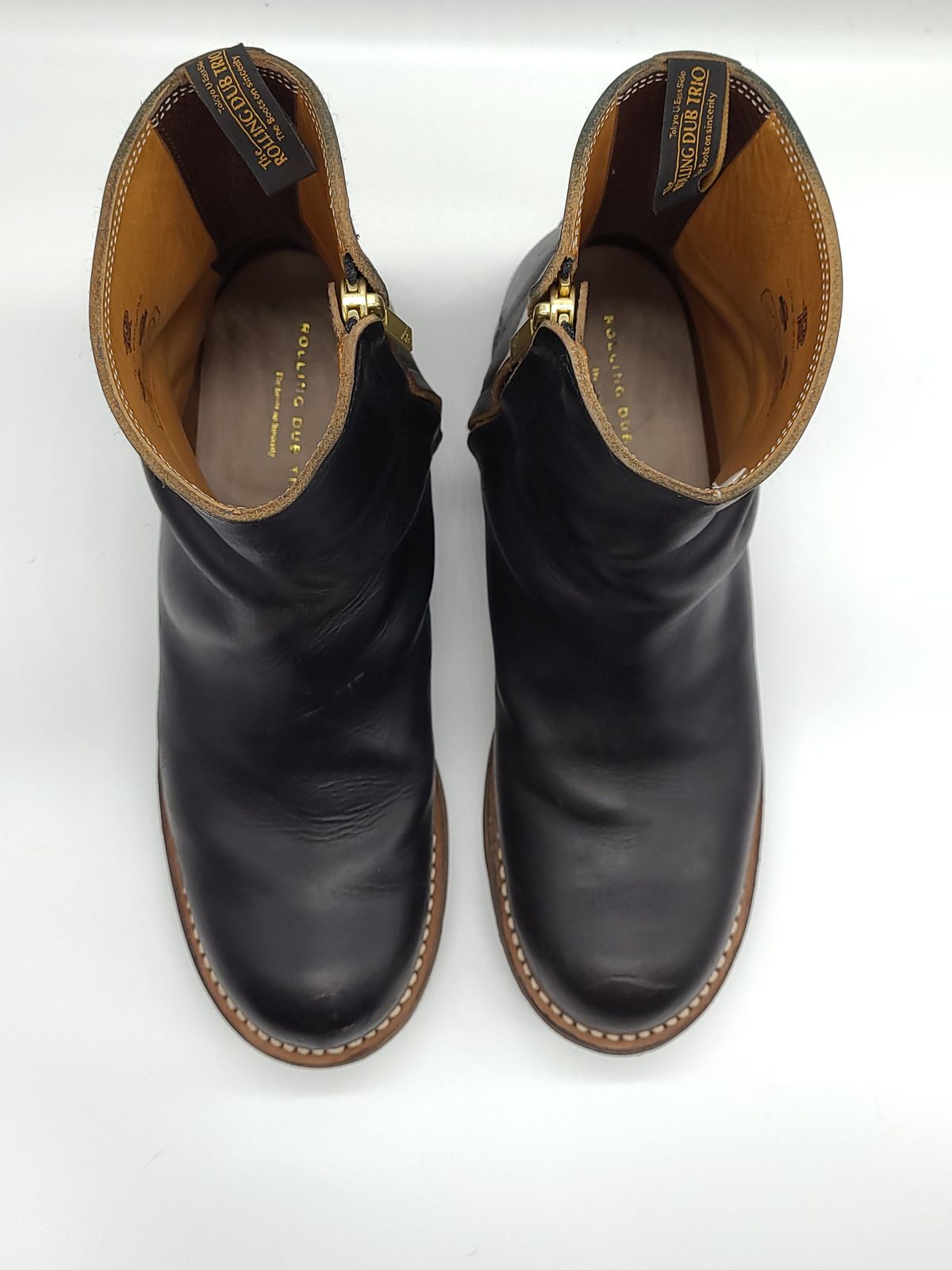 Photo by patinathunderdome on January 6, 2022 of the Rolling Dub Trio Casper Boot in Horween Black Chromexcel.
