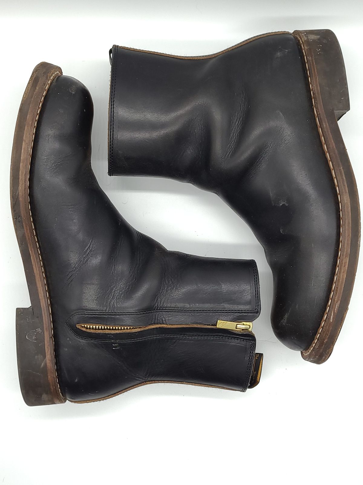 Photo by patinathunderdome on February 6, 2022 of the Rolling Dub Trio Casper Boot in Horween Black Chromexcel.