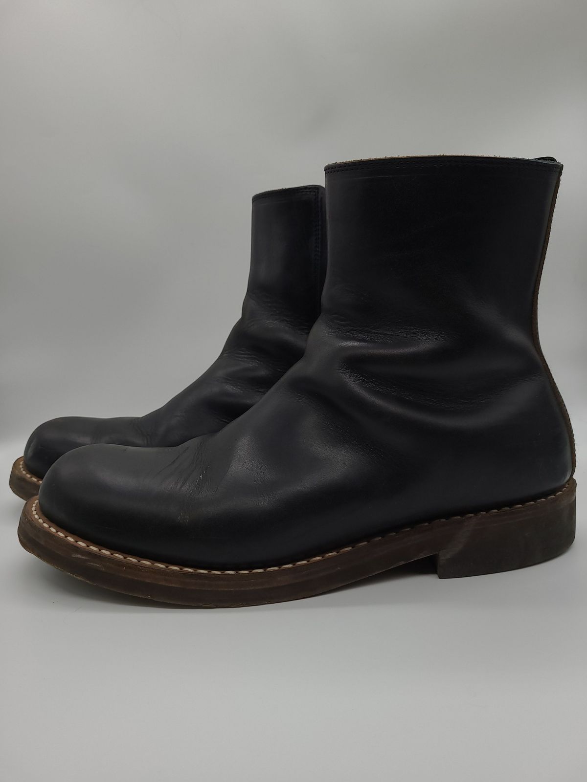 Photo by patinathunderdome on March 6, 2022 of the Rolling Dub Trio Casper Boot in Horween Black Chromexcel.