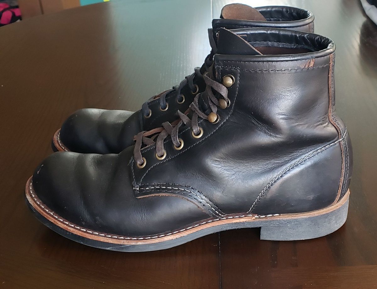 Photo by patinathunderdome on December 3, 2021 of the Red Wing Blacksmith in S.B. Foot Black Prairie.