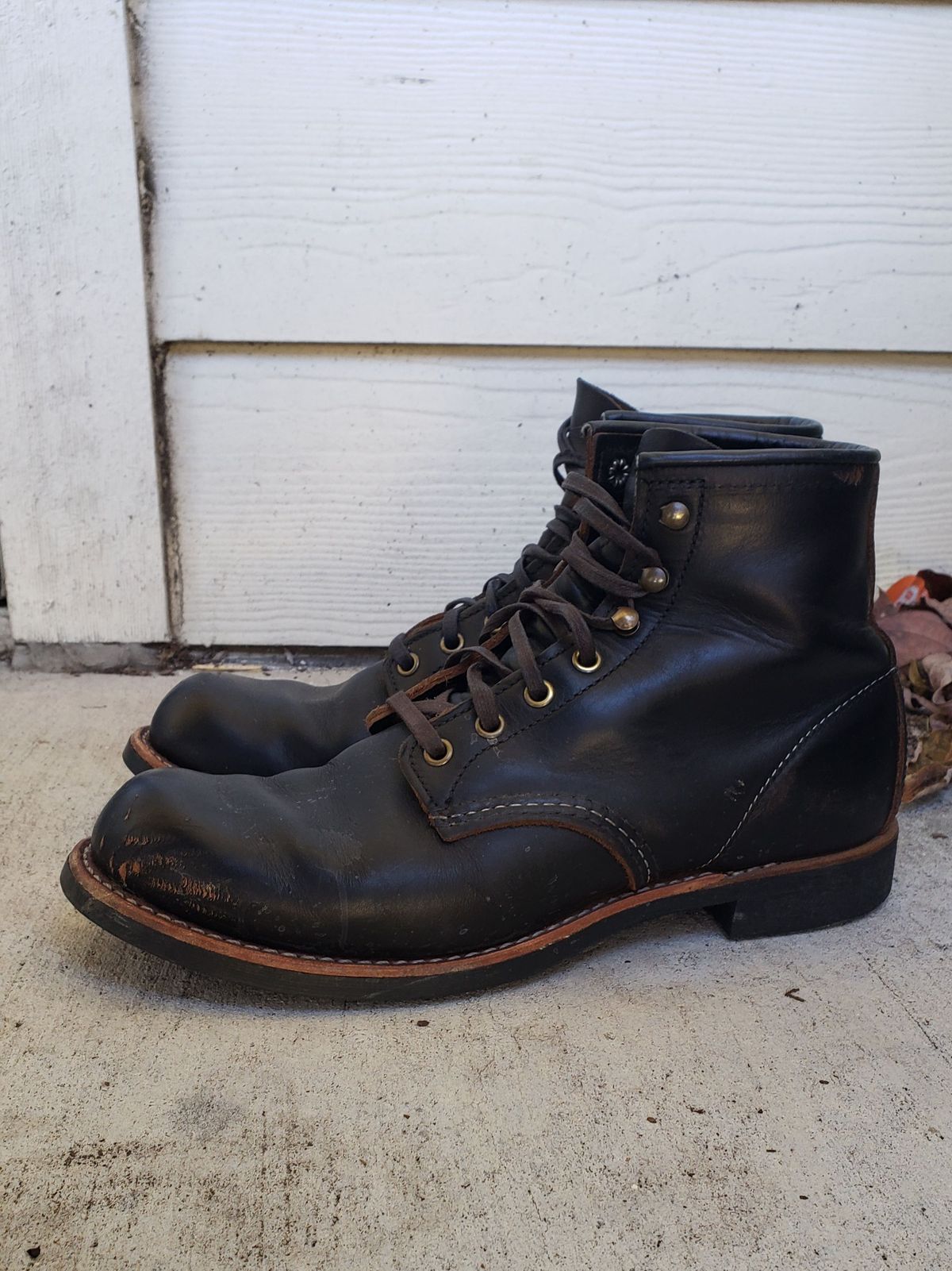Photo by patinathunderdome on January 2, 2022 of the Red Wing Blacksmith in S.B. Foot Black Prairie.