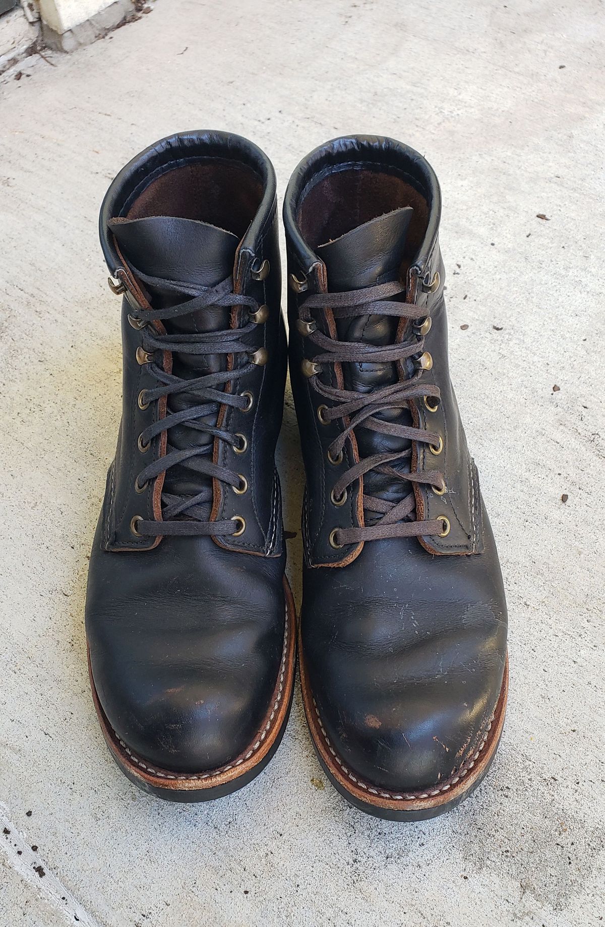 Photo by patinathunderdome on January 2, 2022 of the Red Wing Blacksmith in S.B. Foot Black Prairie.