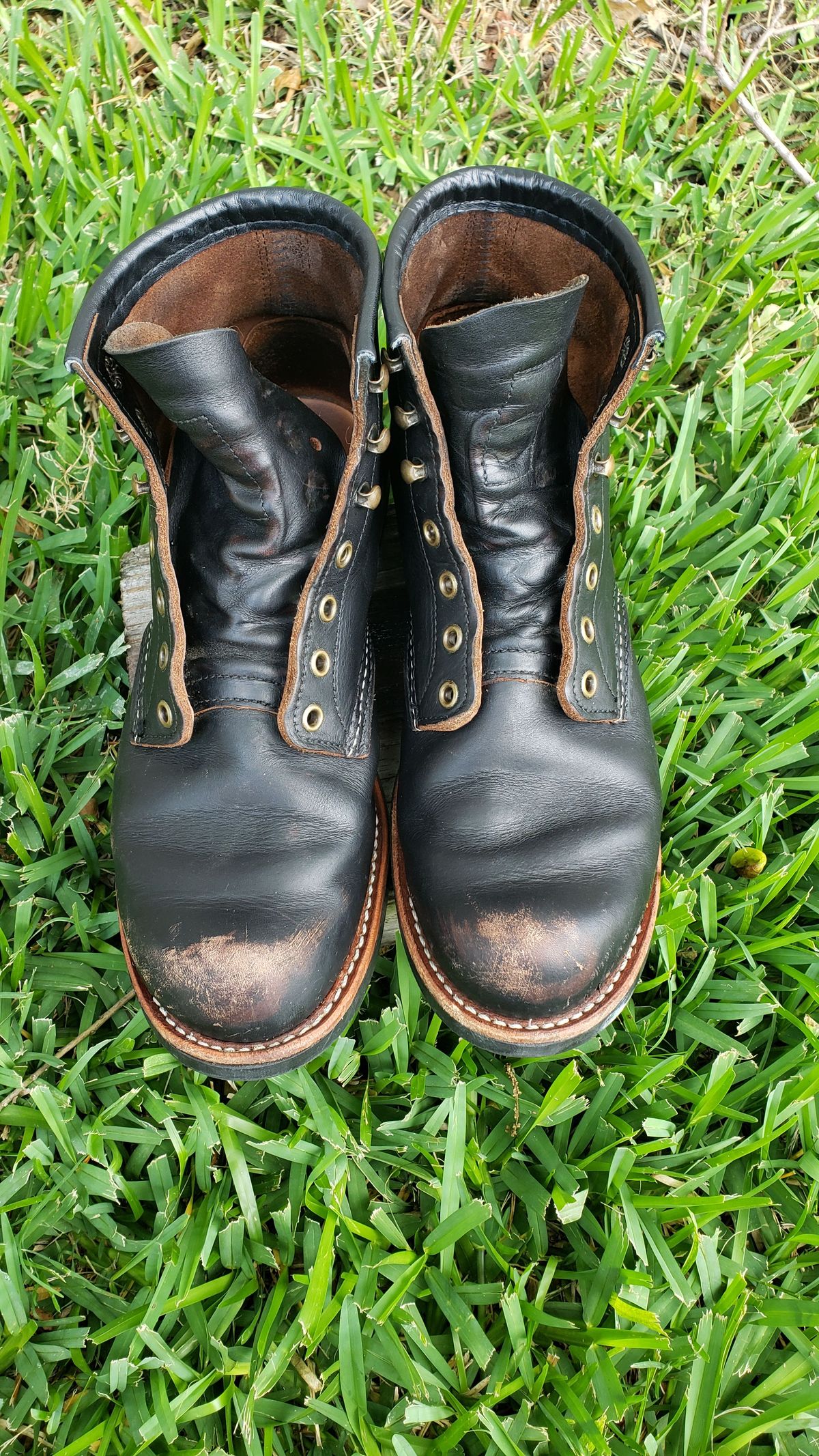 Photo by patinathunderdome on May 1, 2022 of the Red Wing Blacksmith in S.B. Foot Black Prairie.