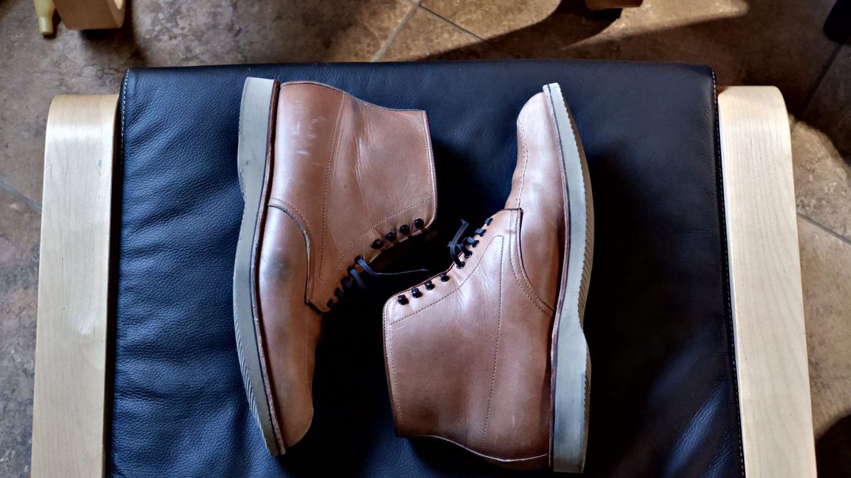 Photo by patinathunderdome on November 1, 2021 of the Alden Indy Boot in Horween Natural Chromexcel.