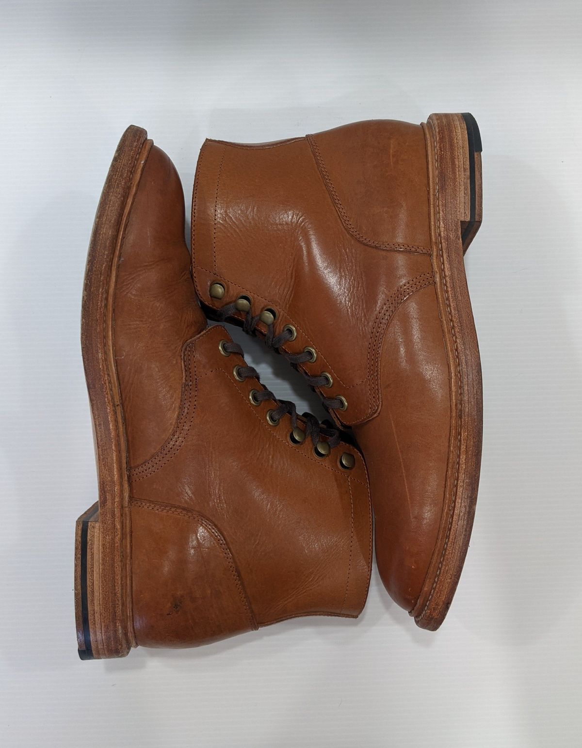 Photo by patinathunderdome on December 5, 2021 of the Grant Stone Diesel Boot in Badalassi Carlo Saddle Tan Minerva.