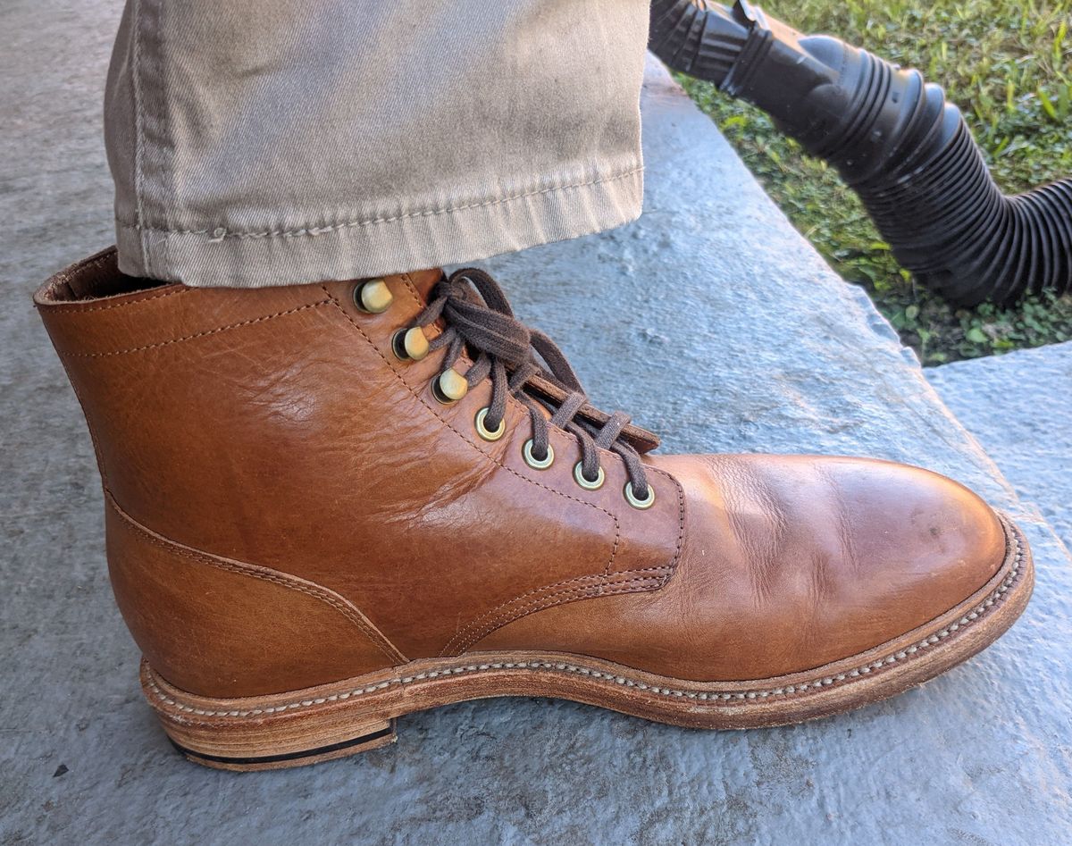 Photo by patinathunderdome on January 5, 2022 of the Grant Stone Diesel Boot in Badalassi Carlo Saddle Tan Minerva.