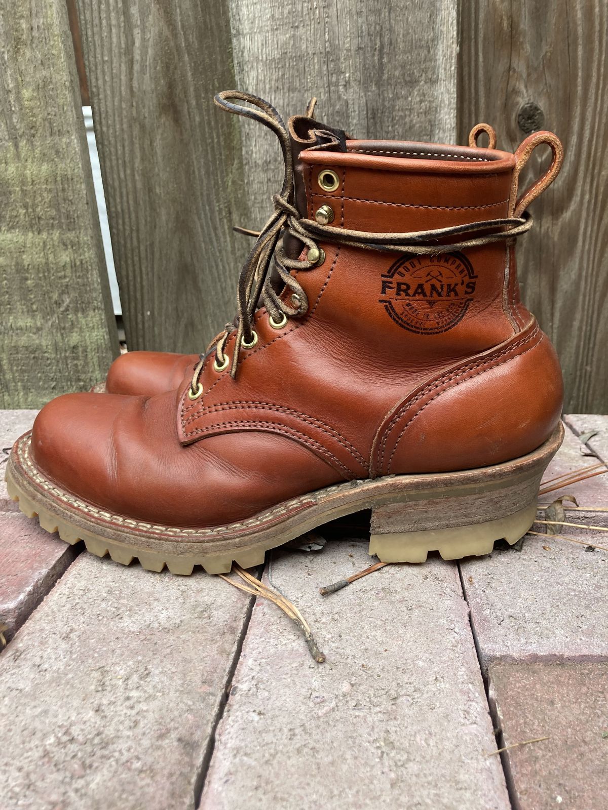 Photo by patinathunderdome on December 1, 2021 of the Frank's Boots Wilshire in Wickett & Craig Chestnut English Bridle.