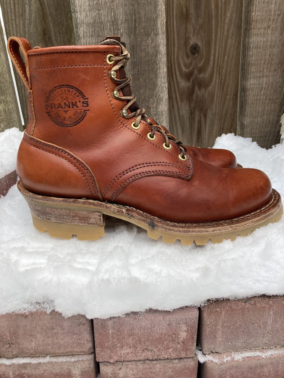 Photo by patinathunderdome on January 1, 2022 of the Frank's Boots Wilshire in Wickett & Craig Chestnut English Bridle.