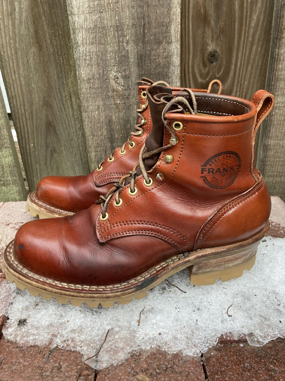 Photo by patinathunderdome on February 1, 2022 of the Frank's Boots Wilshire in Wickett & Craig Chestnut English Bridle.