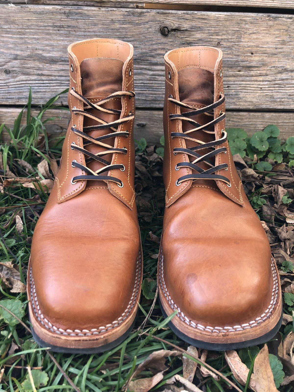 Photo by patinathunderdome on December 4, 2021 of the Confluence Leather #1 in MPG Bourbon Apollo.