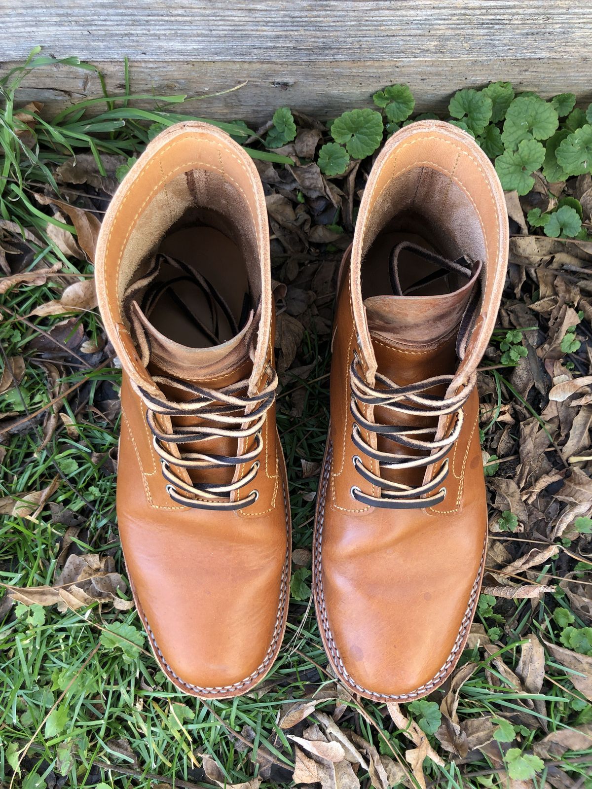 Photo by patinathunderdome on December 4, 2021 of the Confluence Leather #1 in MPG Bourbon Apollo.