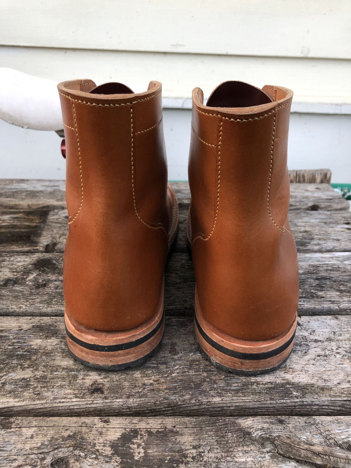 Photo by patinathunderdome on January 4, 2022 of the Confluence Leather #1 in MPG Bourbon Apollo.