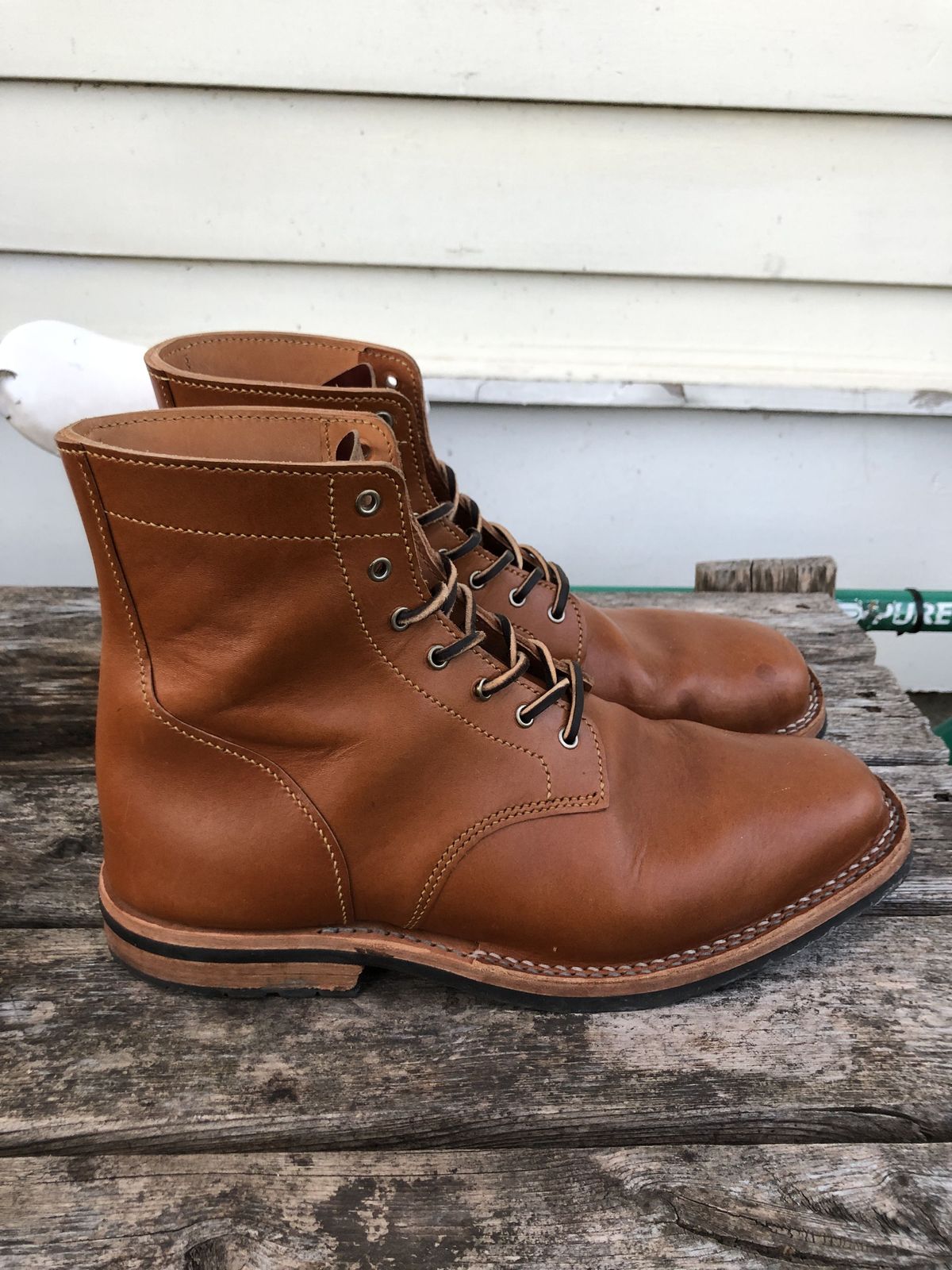Photo by patinathunderdome on January 4, 2022 of the Confluence Leather #1 in MPG Bourbon Apollo.