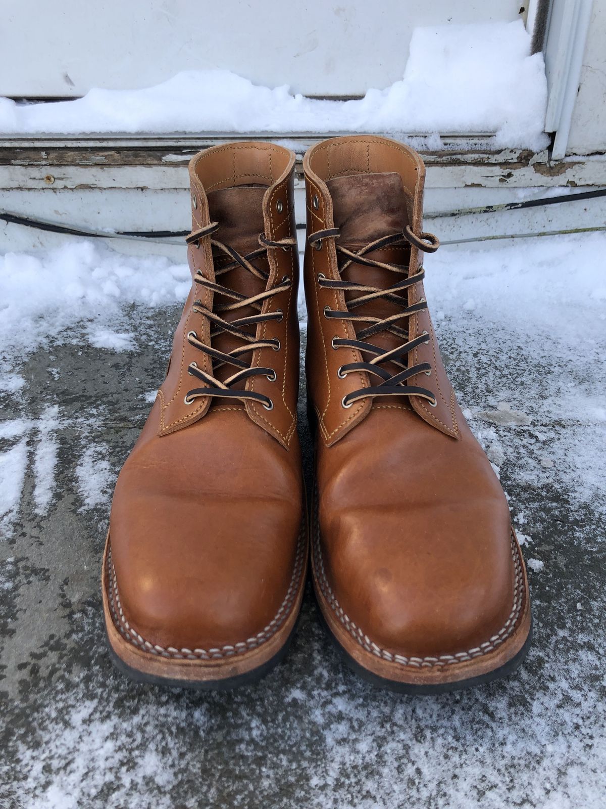Photo by patinathunderdome on February 5, 2022 of the Confluence Leather #1 in MPG Bourbon Apollo.