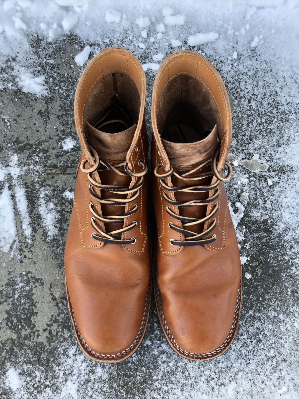 Photo by patinathunderdome on February 5, 2022 of the Confluence Leather #1 in MPG Bourbon Apollo.