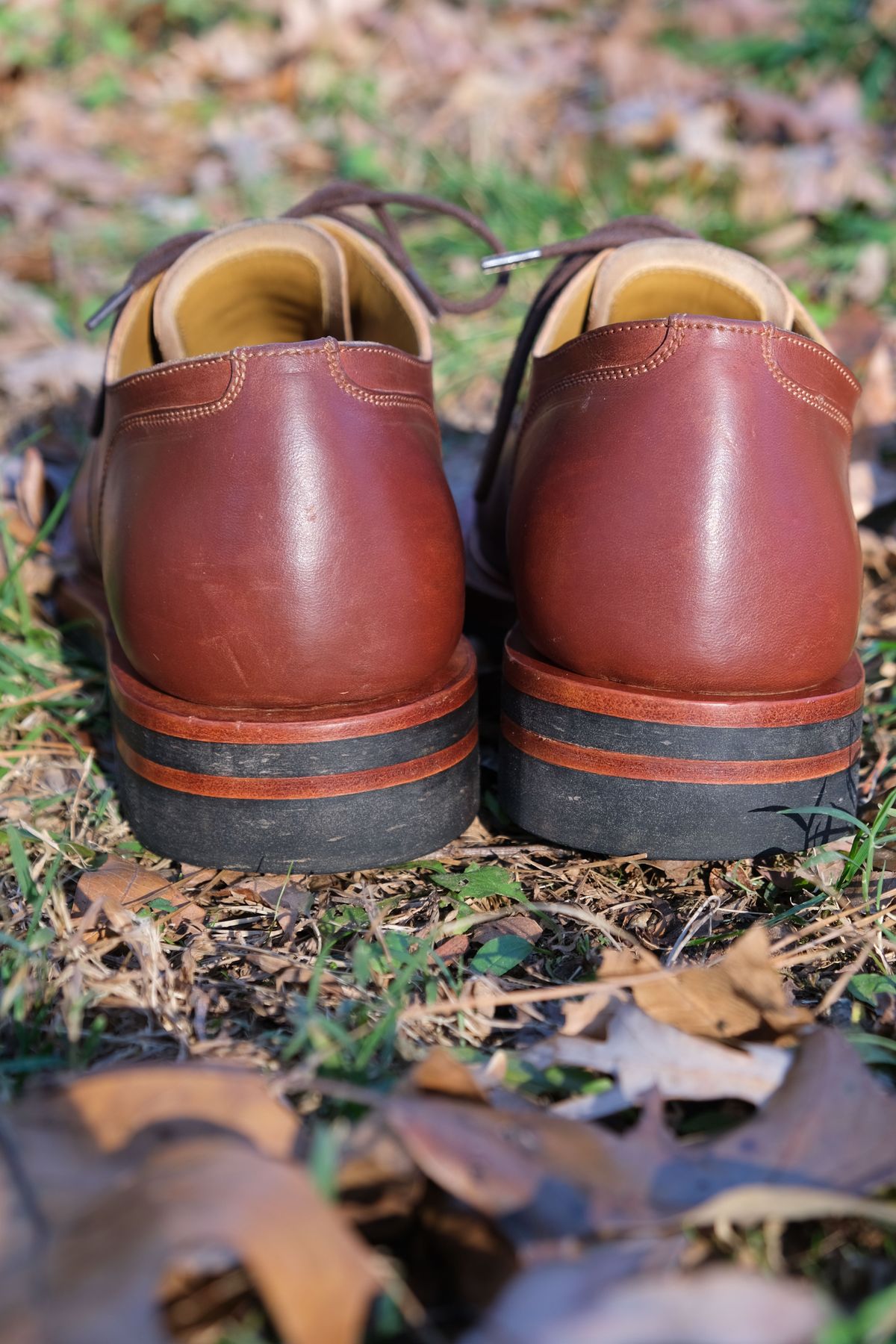 Photo by patinathunderdome on December 2, 2021 of the Sagara x Stitchdown Bandung Derby in Conceria Cloe Mahogany Horsebutt.