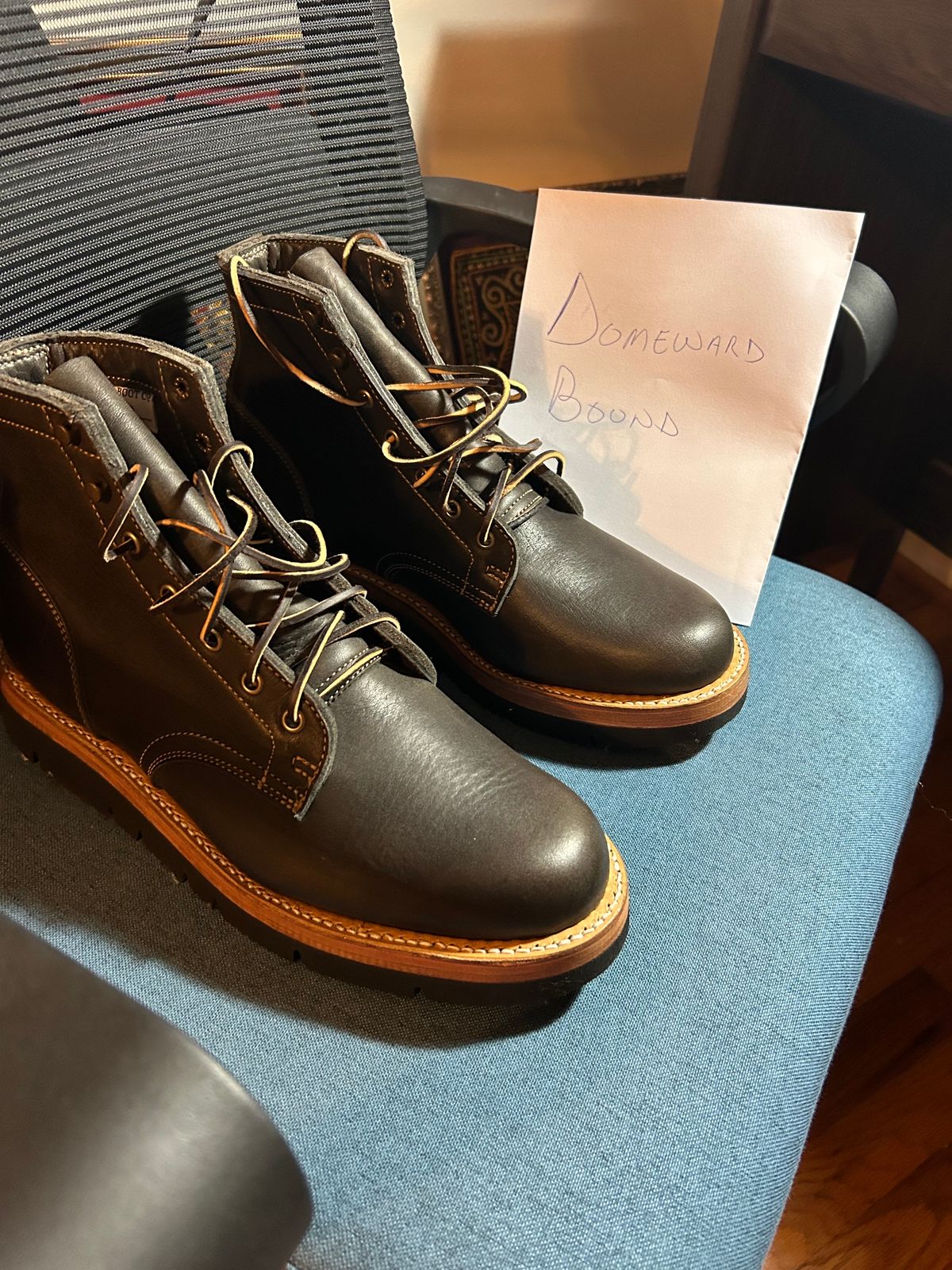 Photo by patinathunderdome on October 1, 2023 of the Truman Service Boot in Seidel Charcoal Grizzly.