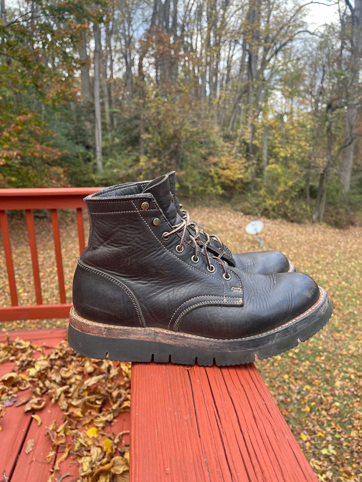 Photo by patinathunderdome on November 1, 2023 of the Truman Service Boot in Seidel Charcoal Grizzly.