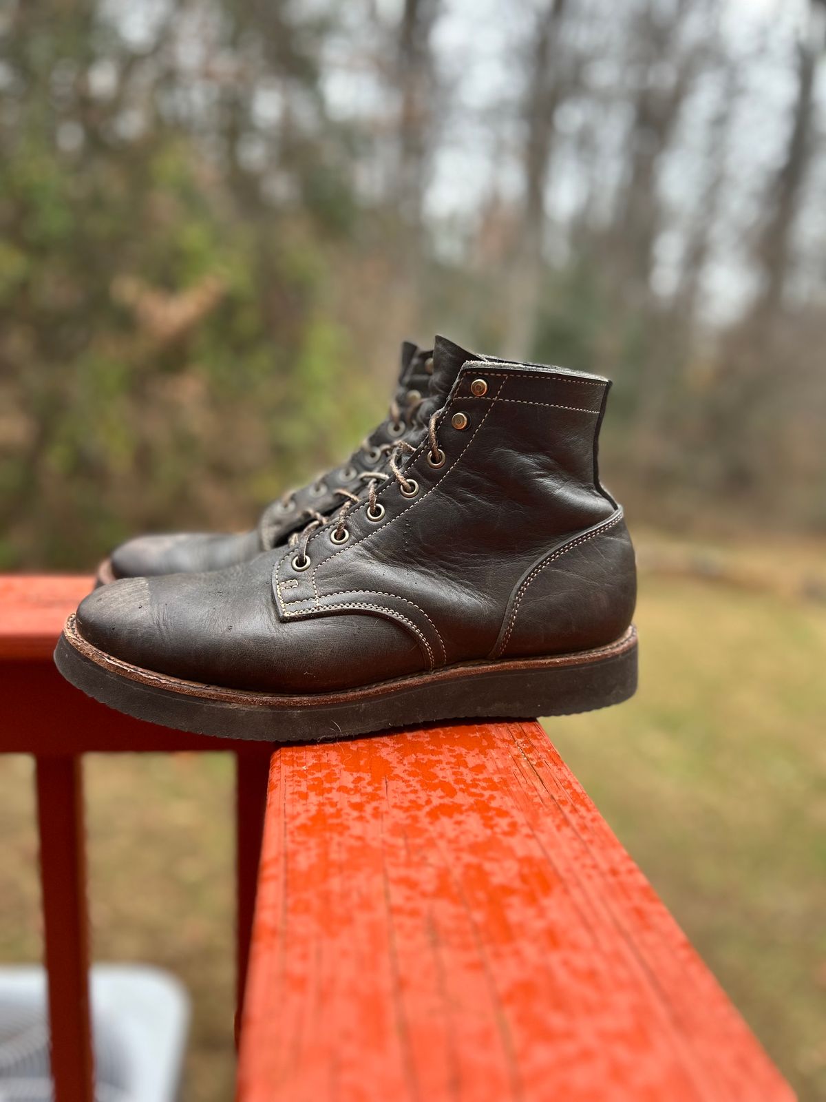 Photo by patinathunderdome on December 1, 2023 of the Truman Service Boot in Seidel Charcoal Grizzly.