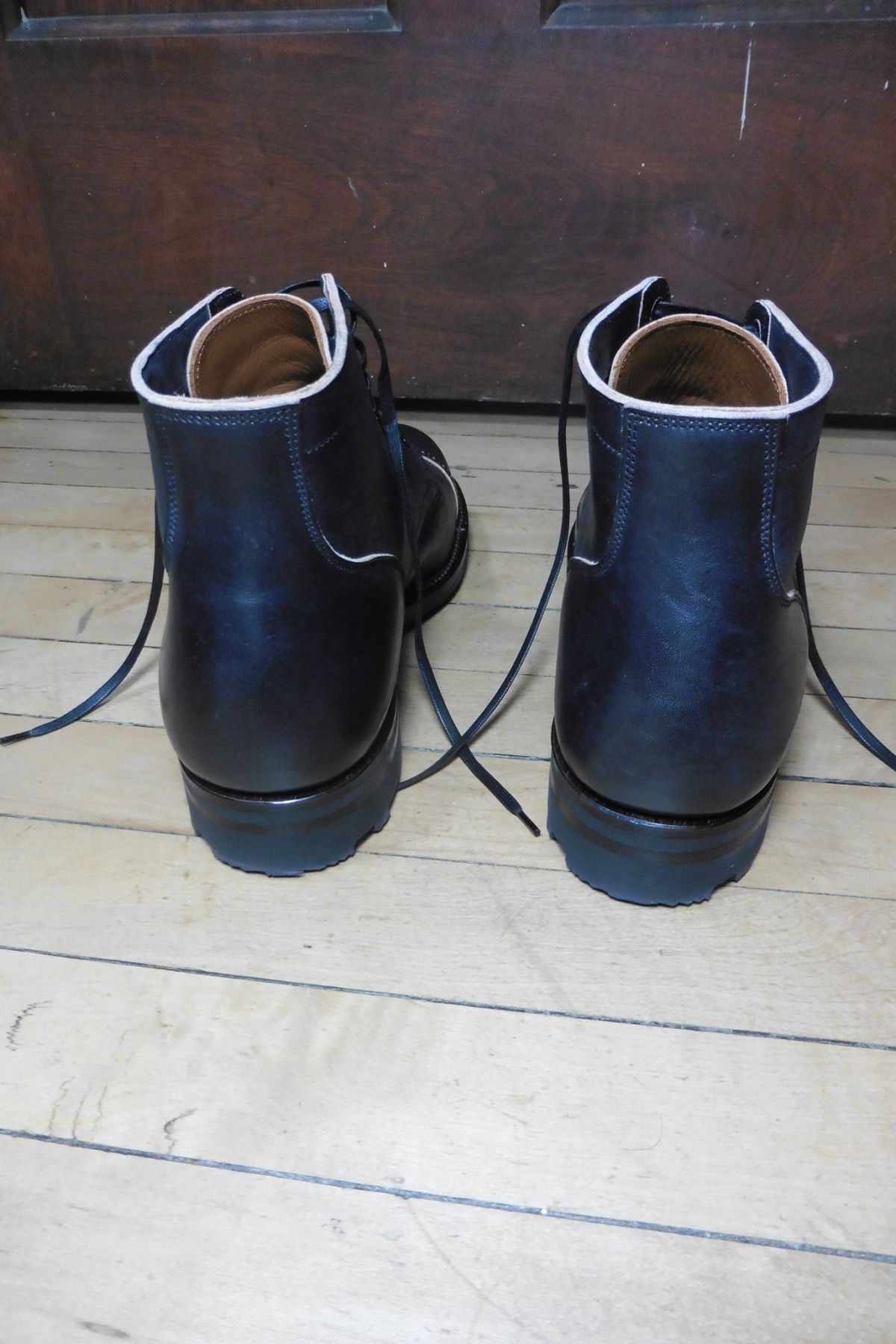 Photo by patinathunderdome on October 4, 2022 of the Viberg Service Boot in Maryam Black Horsebutt.