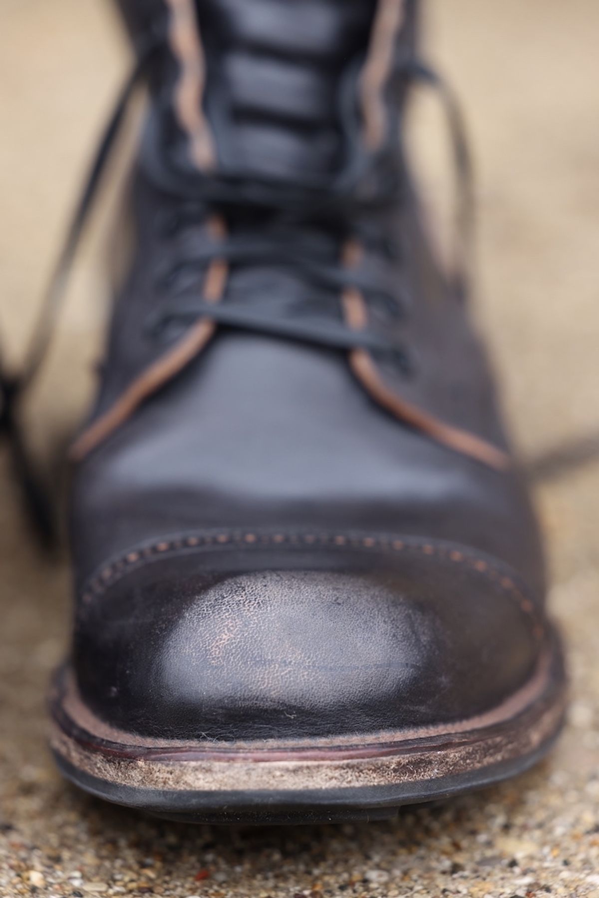 Photo by patinathunderdome on April 4, 2023 of the Viberg Service Boot in Maryam Black Horsebutt.