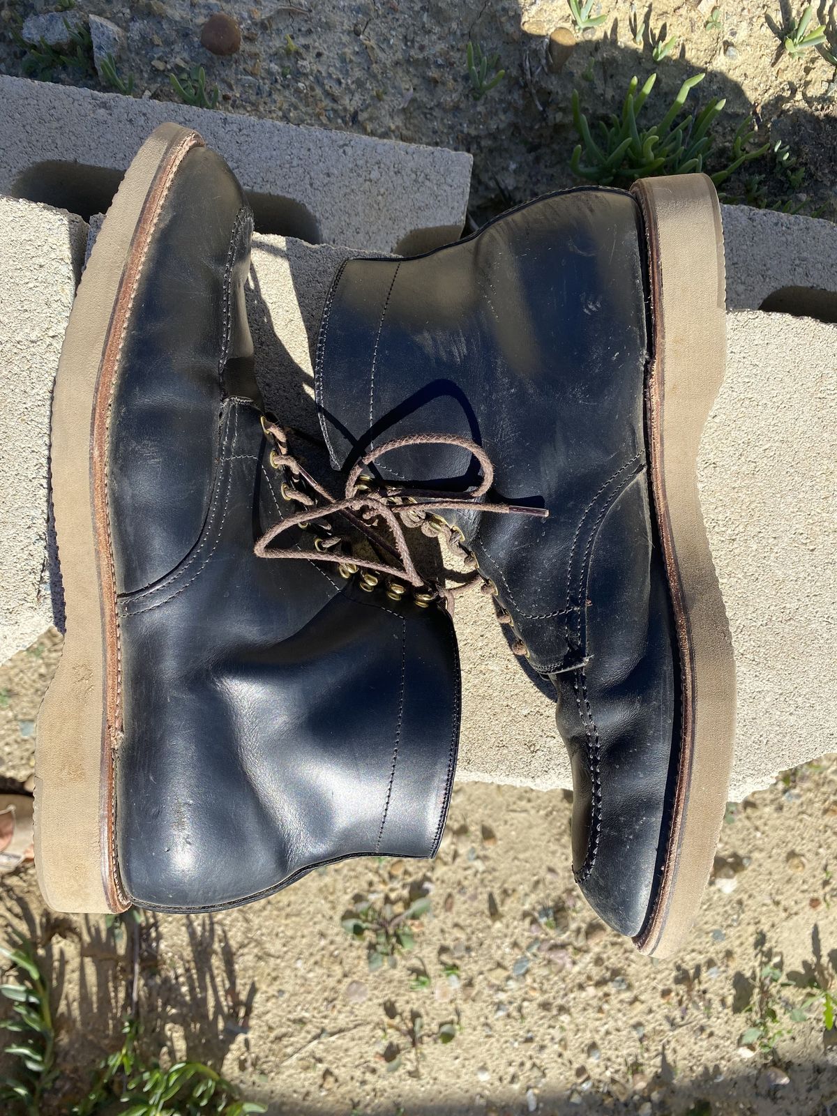 Photo by patinathunderdome on February 4, 2022 of the Alden Indy Boot in Horween Black Chromexcel.