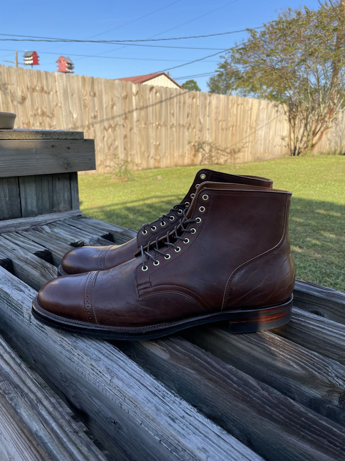 Photo by patinathunderdome on November 2, 2021 of the Viberg Service Boot in Horween Dark Rubber Dublin.