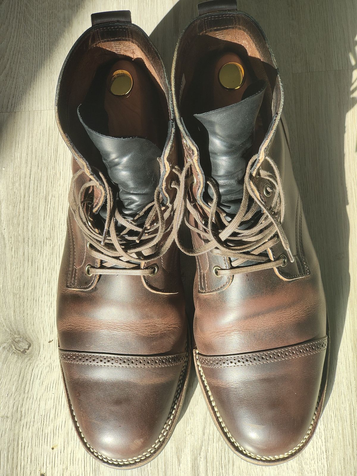 Photo by patinathunderdome on March 5, 2022 of the Viberg Service Boot in Horween Rowdy Dachshund.
