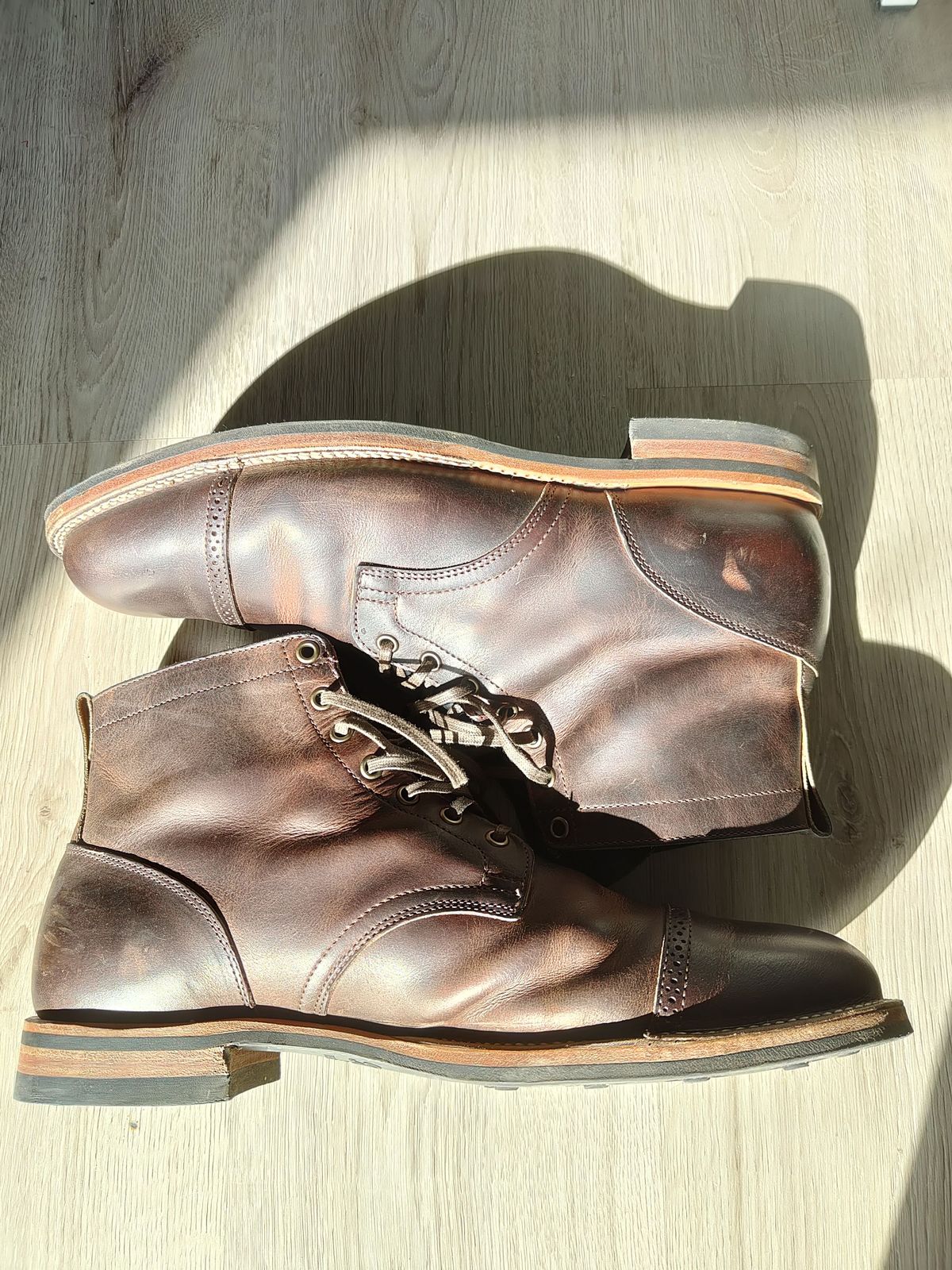 Photo by patinathunderdome on March 5, 2022 of the Viberg Service Boot in Horween Rowdy Dachshund.