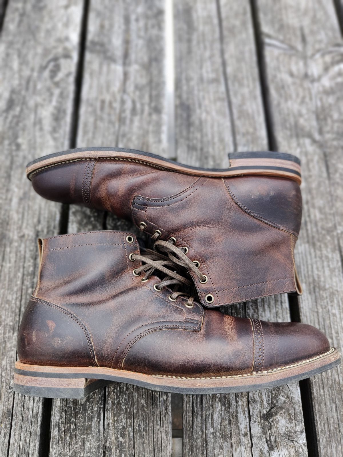 Photo by patinathunderdome on May 5, 2022 of the Viberg Service Boot in Horween Rowdy Dachshund.