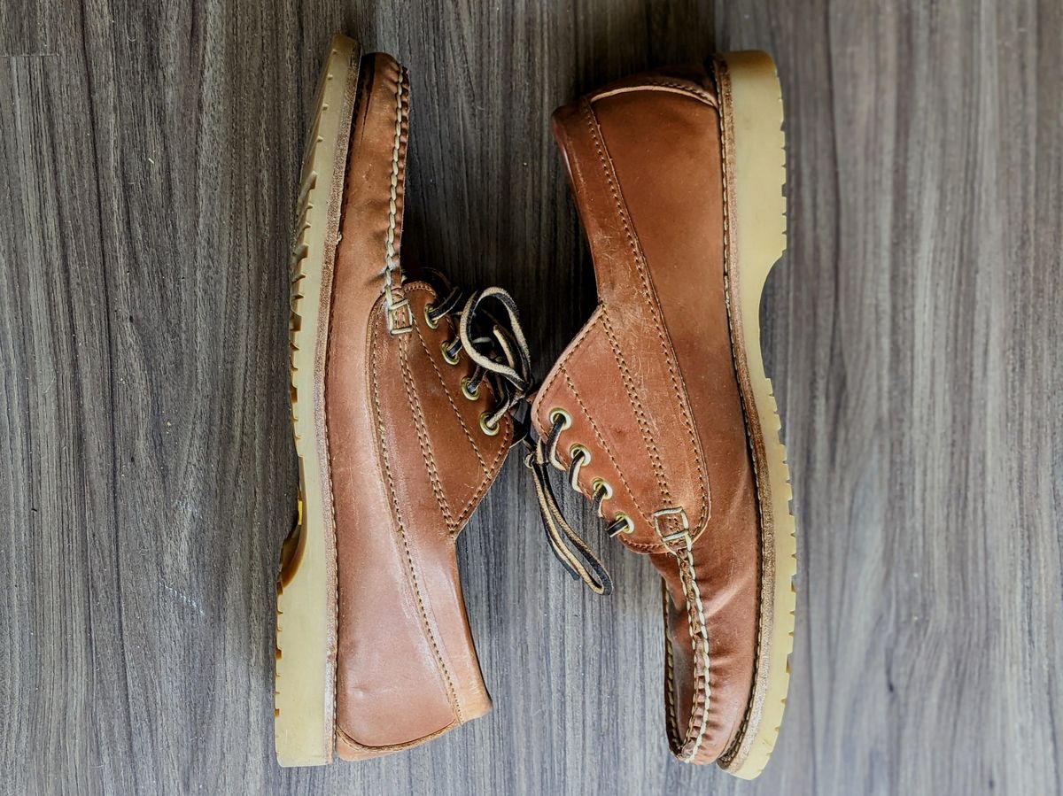 Photo by patinathunderdome on March 5, 2022 of the Rancourt & Co. Classic Ranger-Moc in Horween Natural Shell Cordovan.