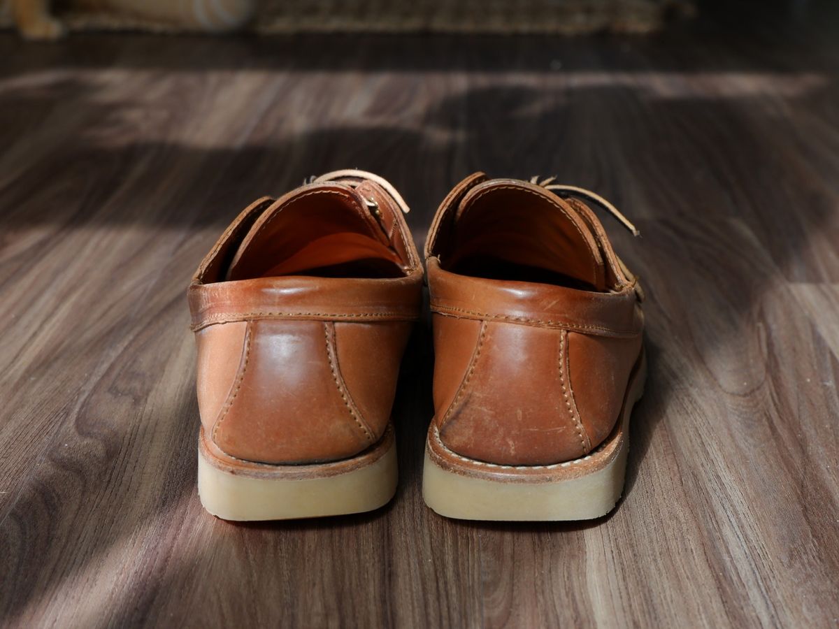 Photo by patinathunderdome on May 5, 2022 of the Rancourt & Co. Classic Ranger-Moc in Horween Natural Shell Cordovan.