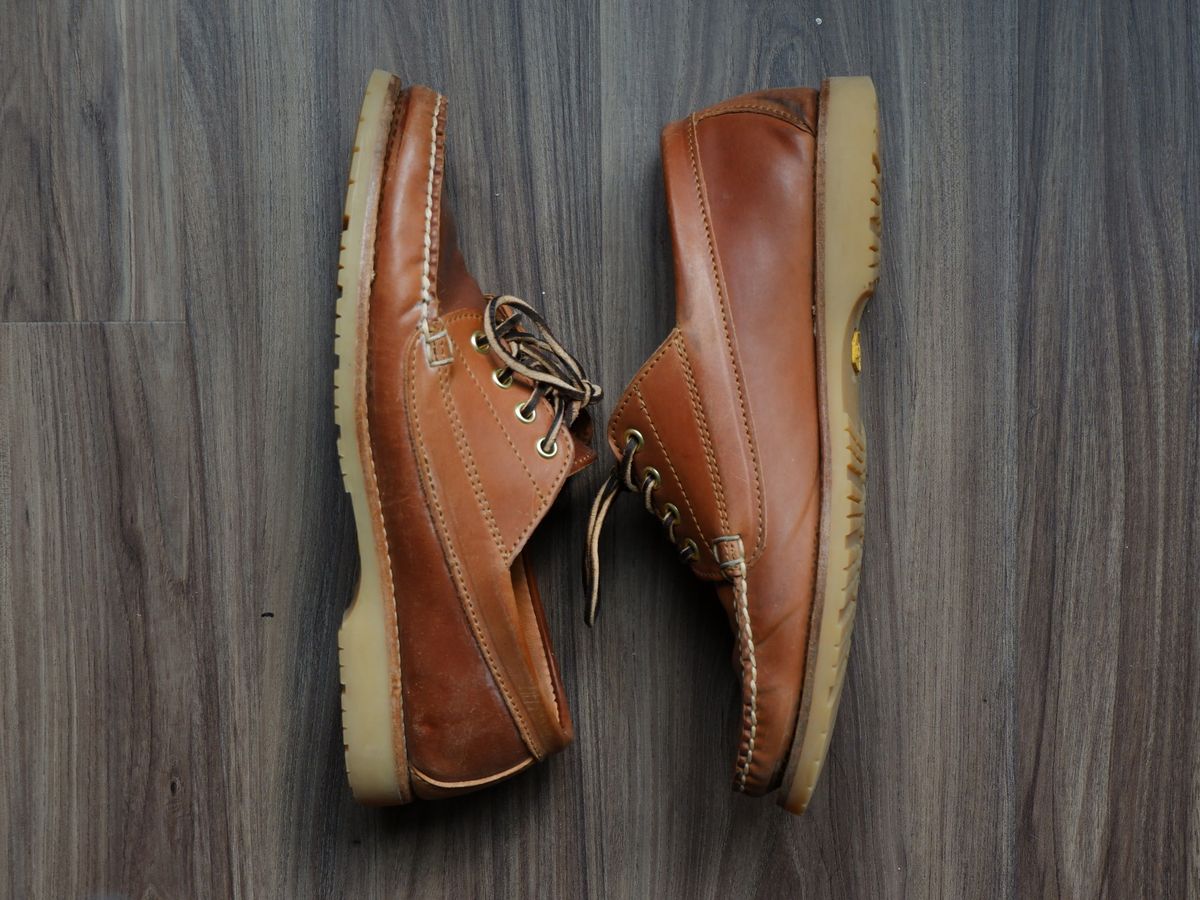 Photo by patinathunderdome on May 5, 2022 of the Rancourt & Co. Classic Ranger-Moc in Horween Natural Shell Cordovan.