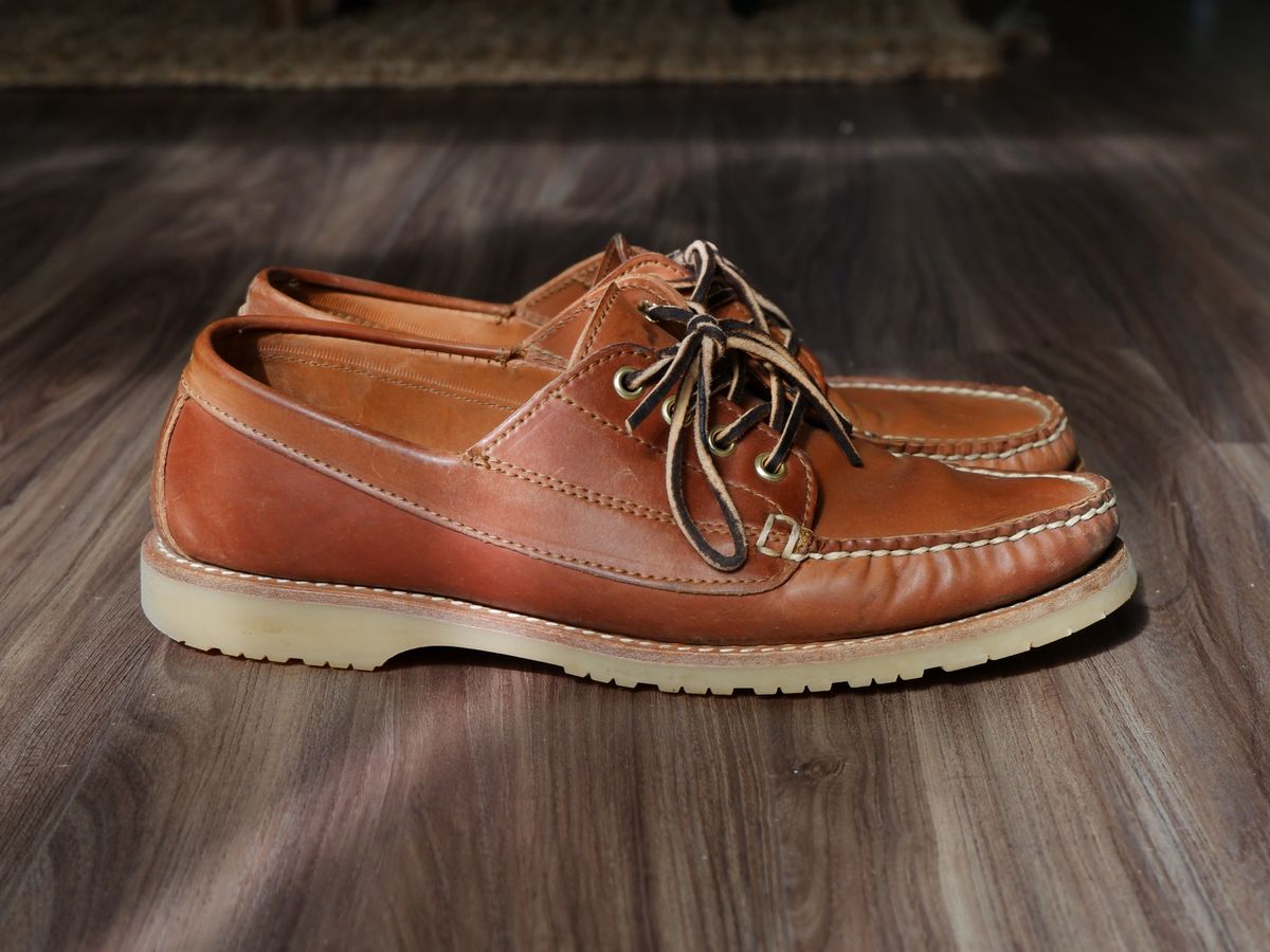 Photo by patinathunderdome on May 5, 2022 of the Rancourt & Co. Classic Ranger-Moc in Horween Natural Shell Cordovan.