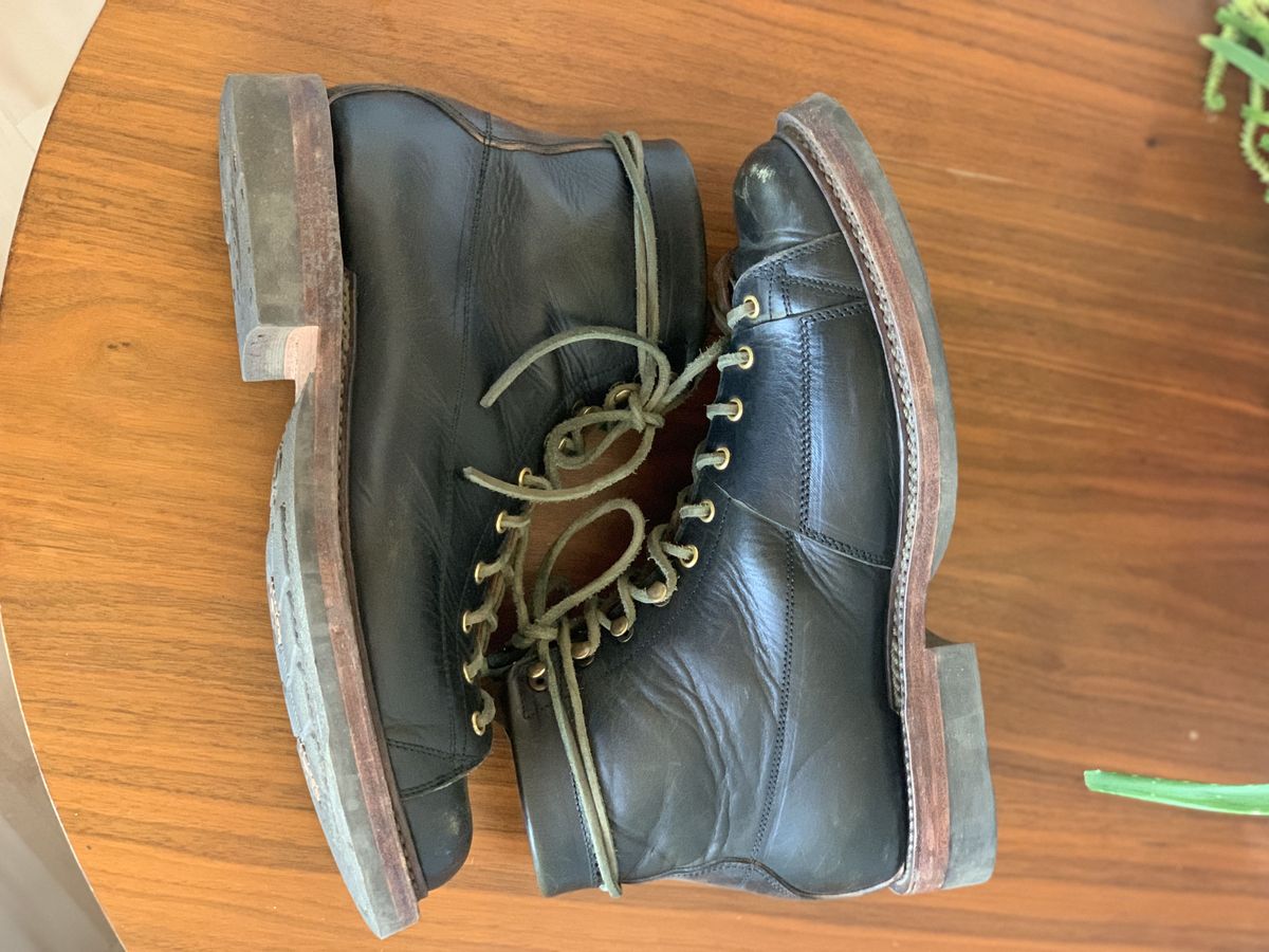 Photo by patinathunderdome on November 5, 2021 of the Sagara Cordmaster in Badalassi Carlo Oliva Minerva Overdyed Black.