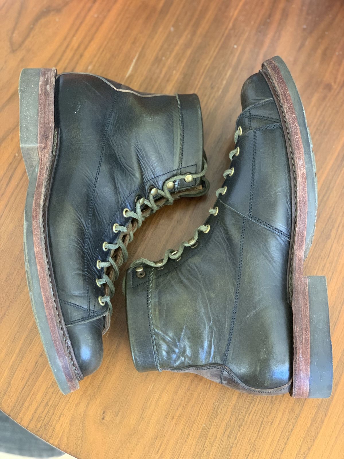 Photo by patinathunderdome on February 4, 2022 of the Sagara Cordmaster in Badalassi Carlo Oliva Minerva Overdyed Black.