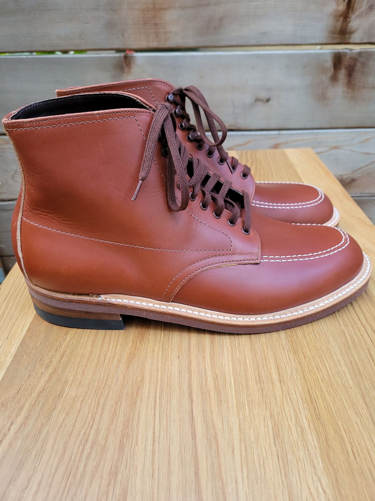 Photo by patinathunderdome on October 2, 2021 of the Alden Indy Boot in Horween Mahogany Legacy.