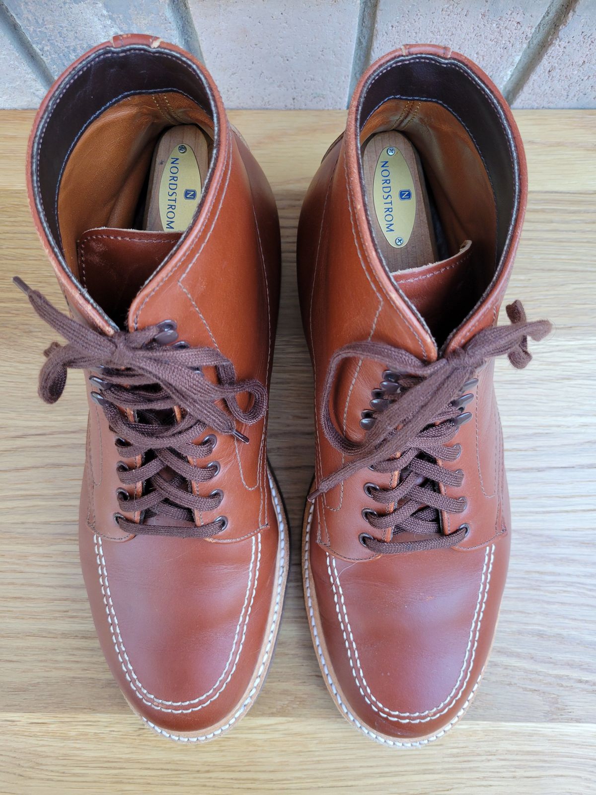 Photo by patinathunderdome on November 5, 2021 of the Alden Indy Boot in Horween Mahogany Legacy.