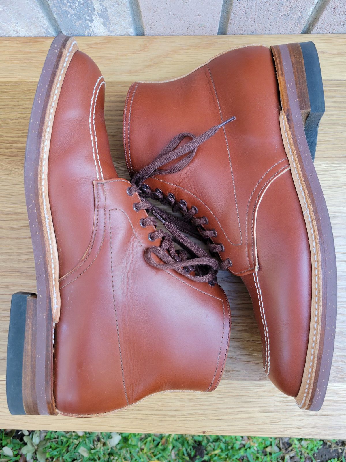Photo by patinathunderdome on November 5, 2021 of the Alden Indy Boot in Horween Mahogany Legacy.
